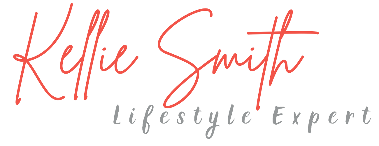 thekelliesmith.com